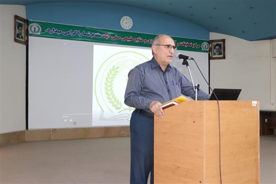 كاهش میزان تلفات برداشت به‌همت صنعتگران داخلی و تكامل كمباین‌های ساخت داخل